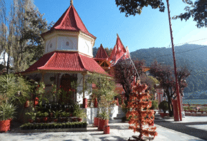 Naina Devi Temple2
