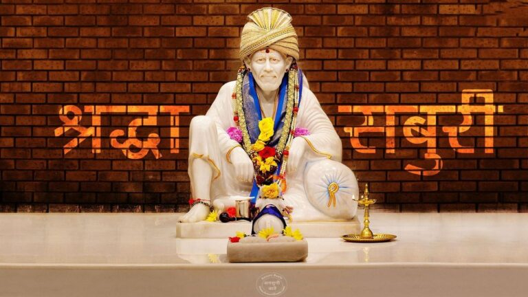 Shirdi Sai Baba marble statue worship image