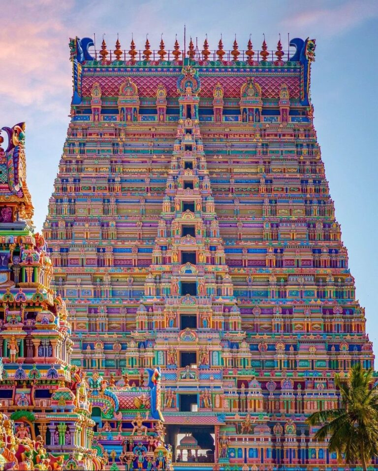 Colorful tall South Indian temple tower image.