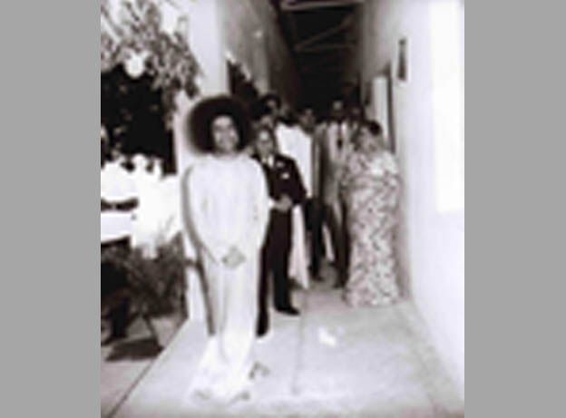 Bhagwan Shri Sathya Sai Baba sacred peaceful portrait photo