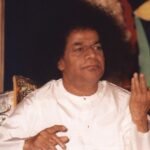 Two devotees of different caste