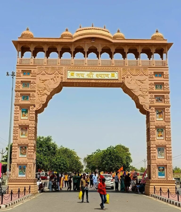 Khatu Shyam Temple entrance arch image