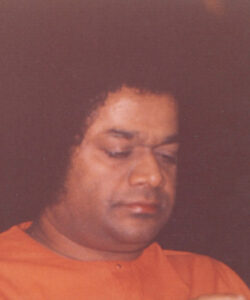 Bhagwan Shri Sathya Sai Baba spiritual discourse portrait picture
