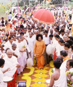 Bhagwan Shri Sathya Sai Baba divine ashram portrait picture