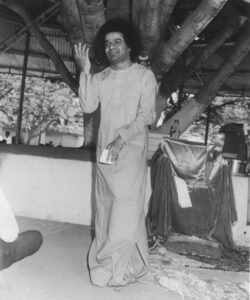 Shri Sathya Sai Baba divine spiritual teaching picture
