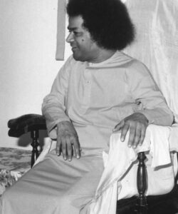 Bhagwan Shri Sathya Sai Baba divine blessing portrait image