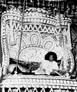 Shri Sathya Sai Baba divine peaceful uplifting image