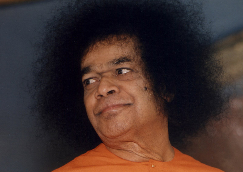 Truth is God 54 divine collection of sri sathya sai baba photos rare collection original 10