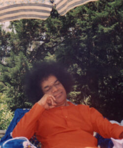 Shri Sathya Sai Baba divine compassionate blessing image