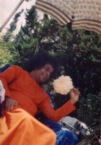 Shri Sathya Sai Baba divine spiritual teaching picture