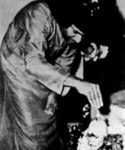 Shri Sathya Sai Baba inspiring love compassion faith and service picture