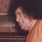 Shri Sathya Sai Baba sacred darshan peaceful picture