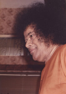 Shri Sathya Sai Baba sacred darshan peaceful picture