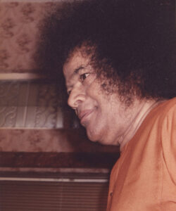 Shri Sathya Sai Baba sacred darshan peaceful picture