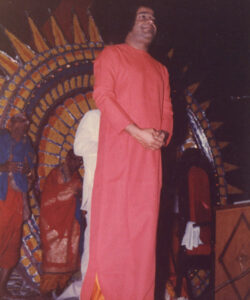 Bhagwan Shri Sathya Sai Baba serene spiritual blessing image