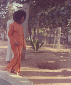 Bhagwan Shri Sathya Sai Baba divine blessing portrait image