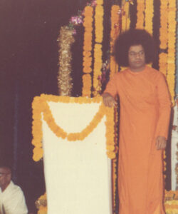 Bhagwan Shri Sathya Sai Baba peaceful devotional gathering image