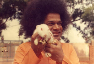 Shri Sathya Sai Baba serene spiritual temple image