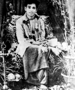 Bhagwan Shri Sathya Sai Baba sacred discourse radiant picture