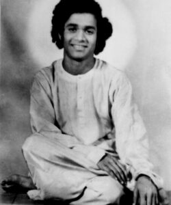 Shri Sathya Sai Baba divine compassionate blessing image