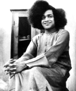 Bhagwan Shri Sathya Sai Baba serene guiding smile image