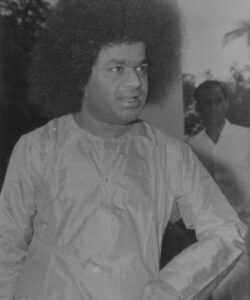 Bhagwan Shri Sathya Sai Baba spiritual discourse portrait picture