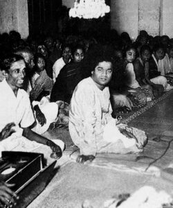 Shri Sathya Sai Baba divine spiritual teaching picture