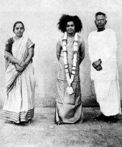 Bhagwan Shri Sathya Sai Baba luminous blessing posture image