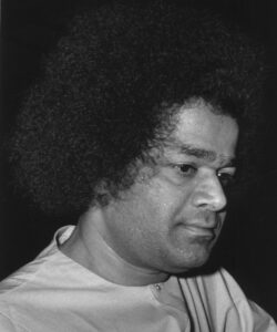 Bhagwan Shri Sathya Sai Baba spiritual discourse portrait picture