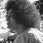 Bhagwan Shri Sathya Sai Baba spiritual discourse portrait picture