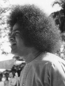 Bhagwan Shri Sathya Sai Baba spiritual discourse portrait picture