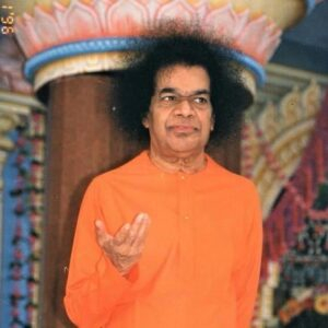Sri Sathya Sai blessing gesture image
