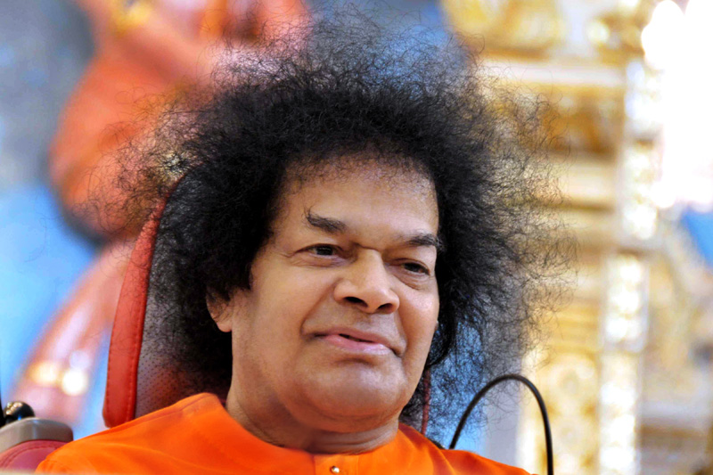Finally, India won the Match! 59 Shri Sathya Sai Baba Orange Robe Divine Image