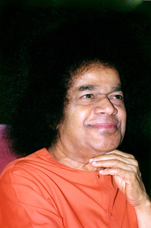 Shri Sathya Sai Baba Divine Throne Blessing Image