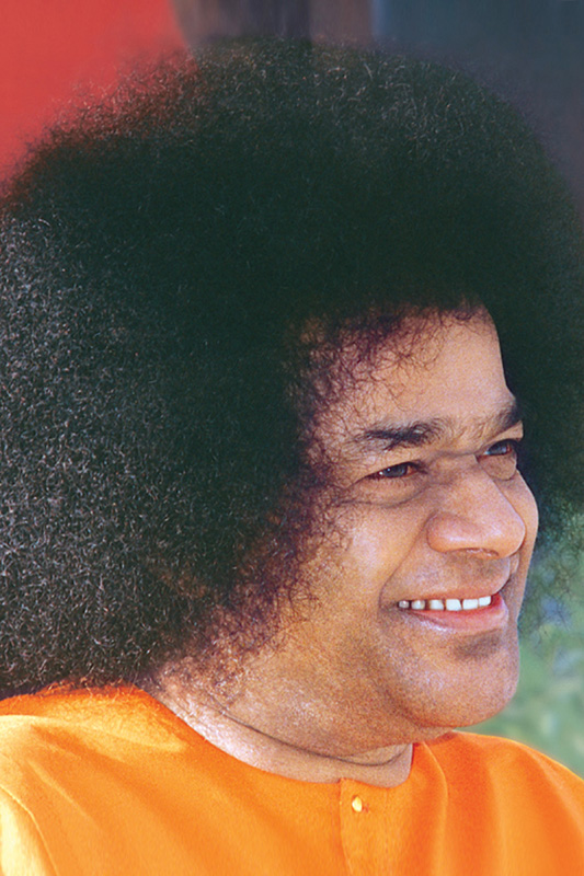The Agony Of The Avatar… 64 Bhagwan Shri Sathya Sai Baba Blessing Gathering Crowd Image