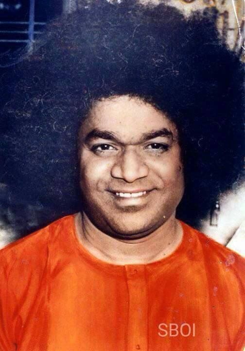 Shri Sathya Sai Baba Guidance Discourse Portrait Image
