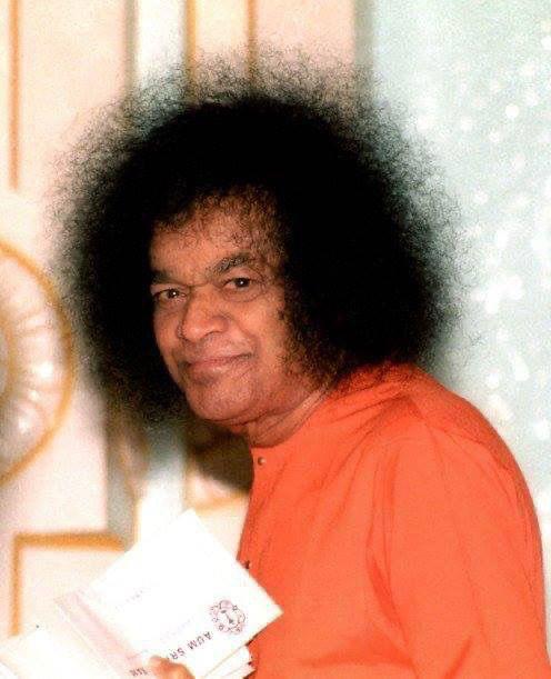 Sarvam Brahma Mayam 59 Bhagwan Shri Sathya Sai Baba orange robe portrait photo