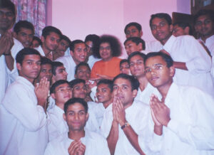 Bhagwan Shri Sathya Sai Baba with students image