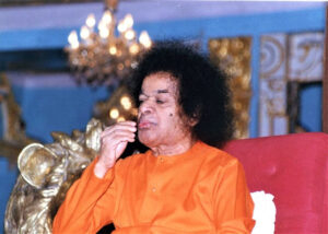 Bhagwan Shri Sathya Sai Baba giving blessings image