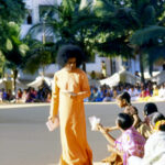 Bhagwan Shri Sathya Sai Baba giving darshan image