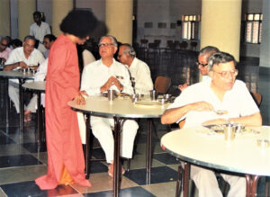 Bhagwan Shri Sathya Sai Baba meeting devotees image