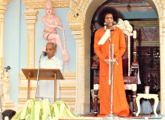 A Bouquet for Our Beloved Sai 54 Sathya Sai Speaks