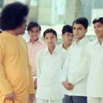 Bhagwan Shri Sathya Sai Baba with students