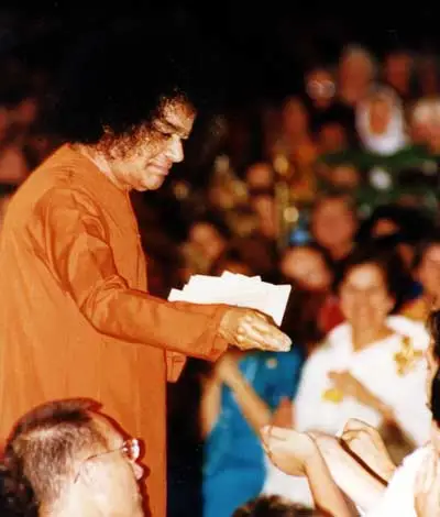 The Miracle in Reverse 61 Shri Sathya Sai Baba truth and peace