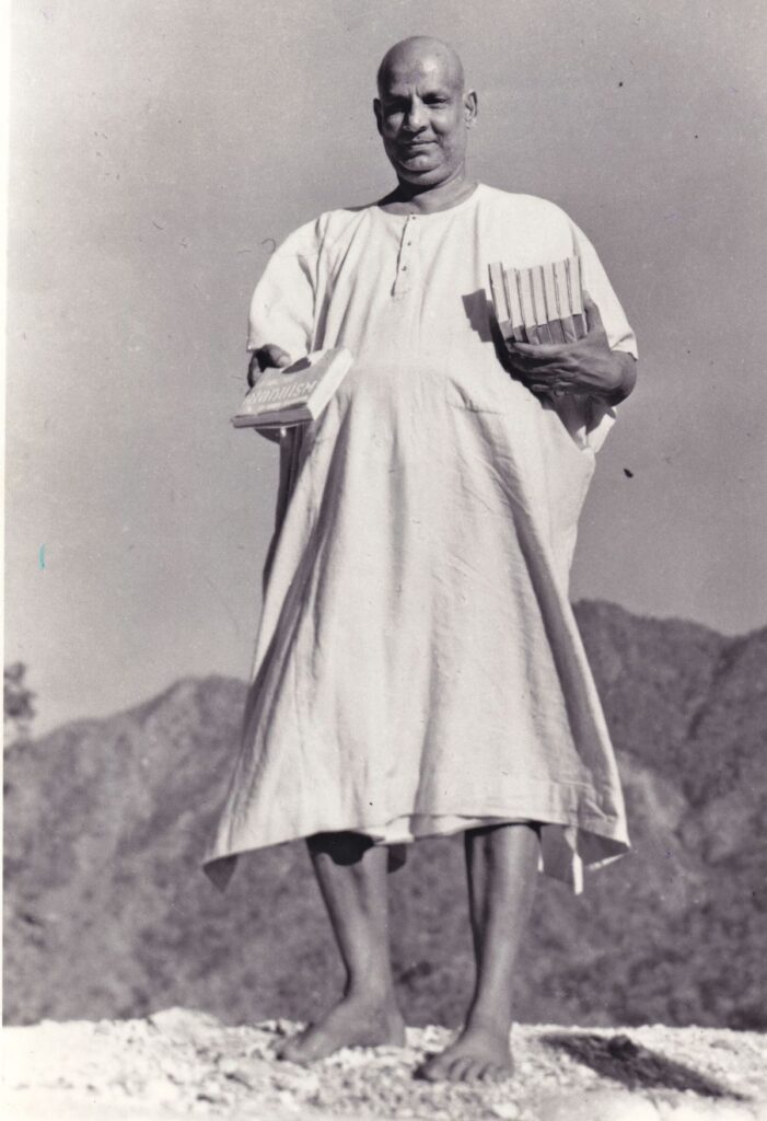 Karma Yoga: A Means to Knowledge 63 5484ae52ec6593b443fa5b35c67fa714