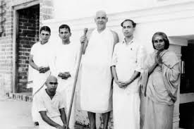 The Glimpse and The Goal 54 images 35 1