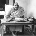 Swami Sivananda sharing simple living and wisdom daily