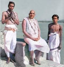 World Is the Body Of God 59 images 50