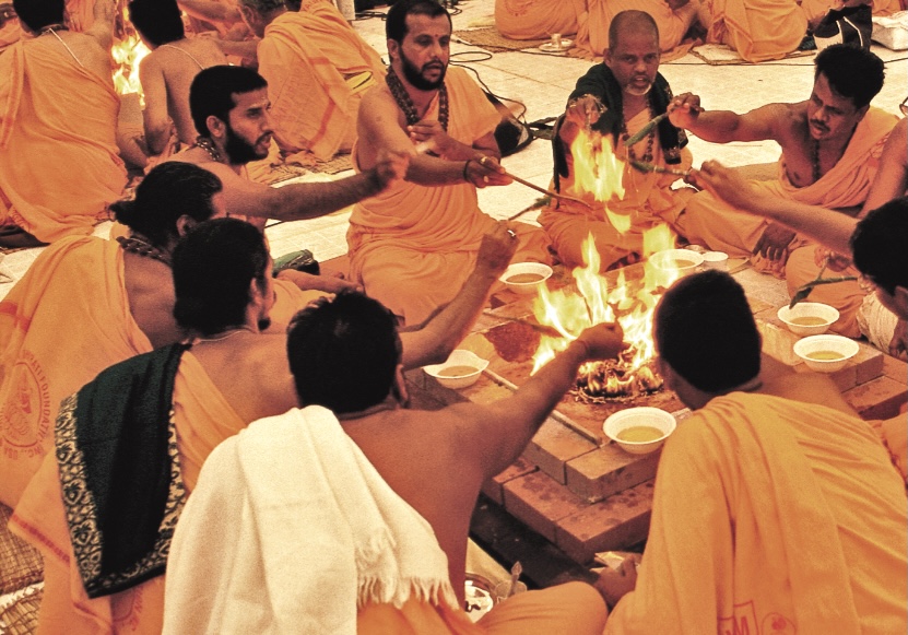 Yajna–Quintessence of the Culture of India 54 insight2006 4