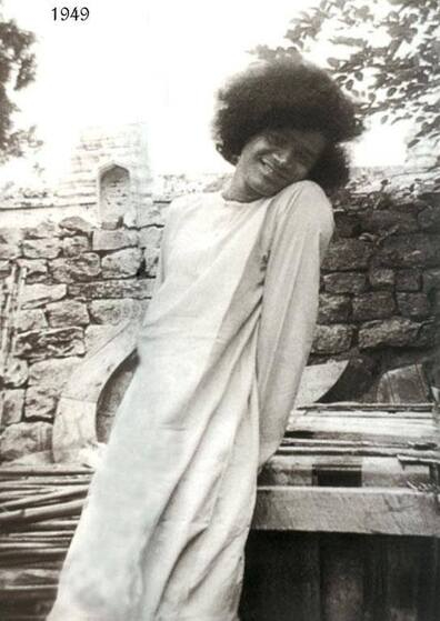 Sathya Sai World Photo Gallery